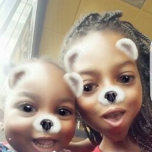 Meet your Posher, Ima